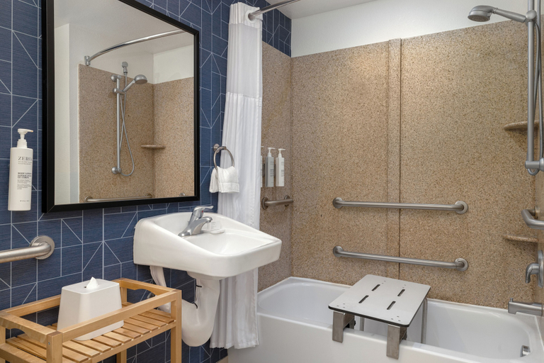 Bathroom 5, Spark by Hilton California Lexington Park, Saint Mary's