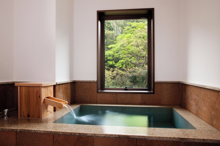 Bathroom 5, Kagari Kisshotei, Kaga