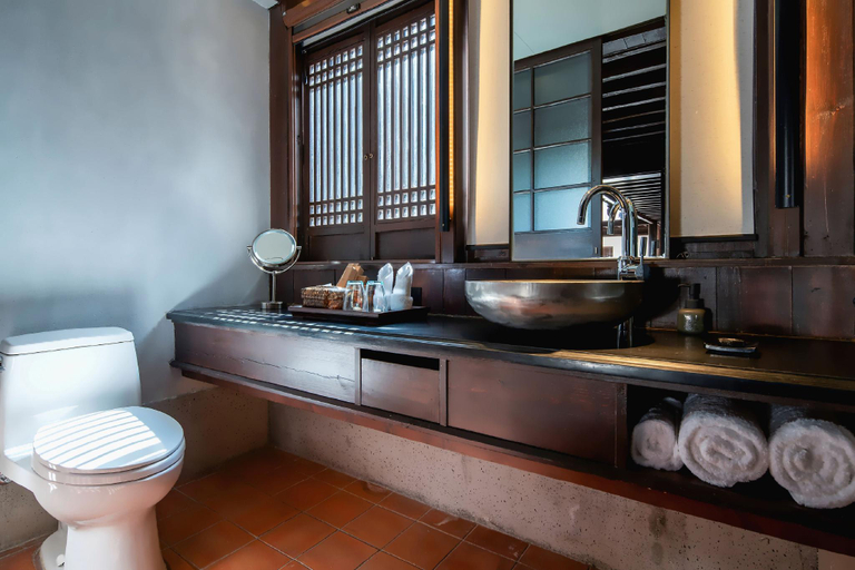 Bathroom 3, Lijiang Old Town Anyu Hotel, Lijiang