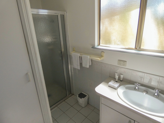 Bathroom 4, BIG4 Port Elliot Holiday Park, Alexandrina - Coastal
