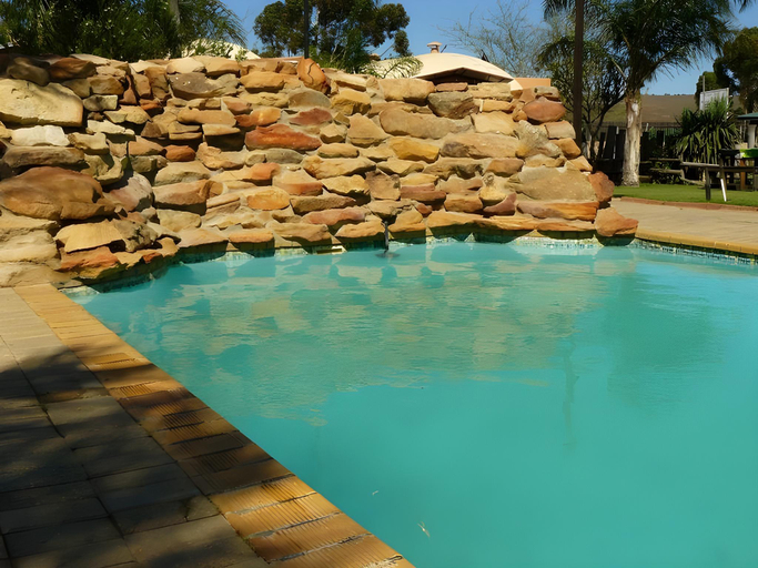 Sport & Beauty, Klawer Hotel and Margos Restaurant, West Coast