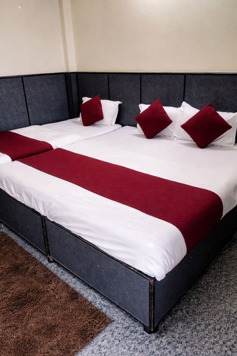 Room 2, Aryan Homestay Dehradun, Dehradun