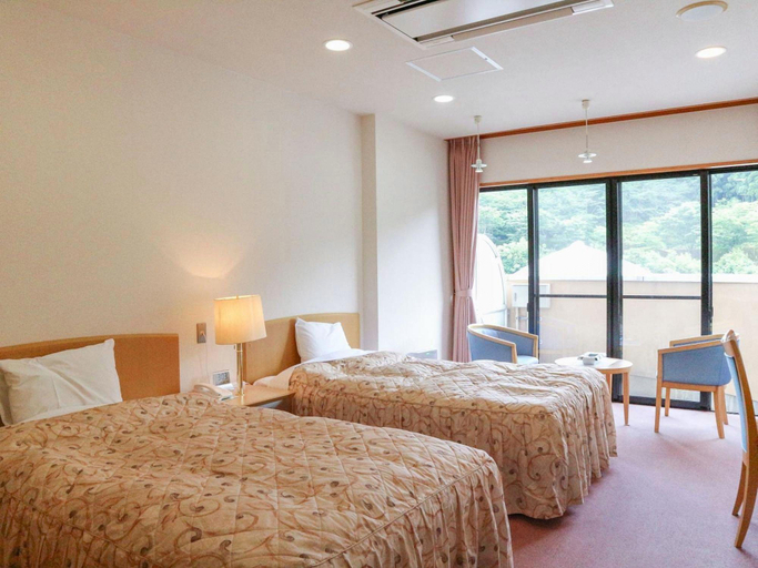 Bedroom 2, Momijigawa Onsen, Naka