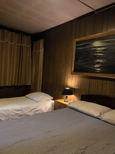 Room 2, Hostal del Rey, Magallanes
