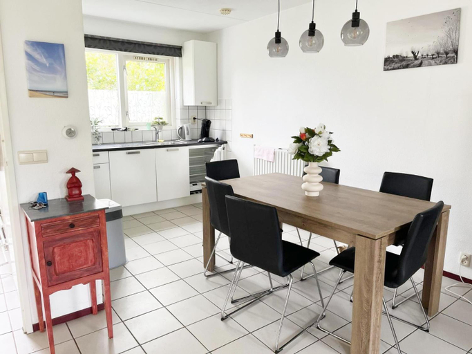 Others 5, Bungalow in Breskens near Beach & Pool, Sluis