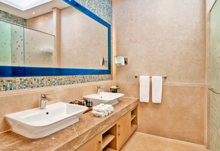 Bathroom 5, Rixos Premium Magawish Suites and Villas, Al-Ghurdaqah