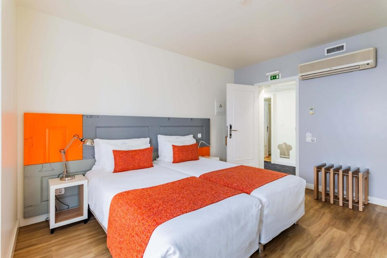 Bedroom 3, Porta da Arrabida Suites, Palmela