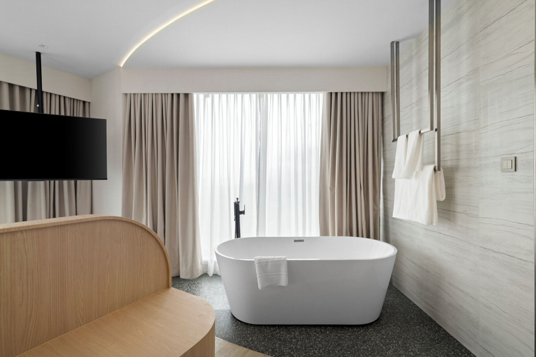 Bathroom 4, BTP Hotel, Muang Nakhon Phanom