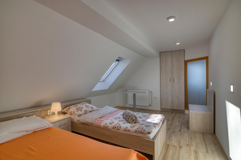 Others 4, Farmhouse Raspberry Pool&wellness, Vransko