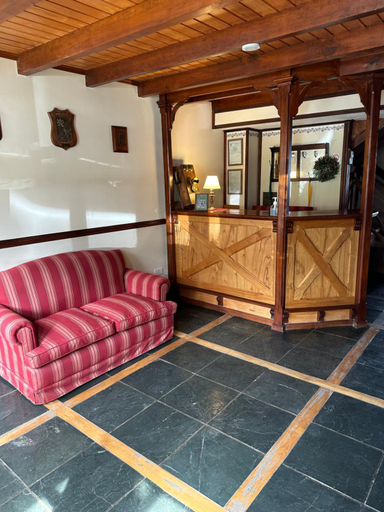 Public Area, Ushuaia Lodge, Ushuaia