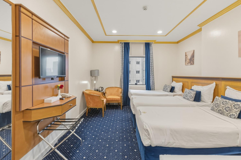 Bedroom 2, Amjad Al Deafah Hotel, Makkah