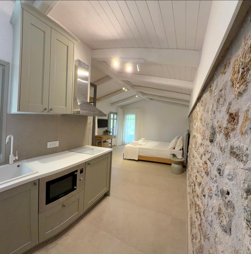 Others 4, Villa Anthousa, Epirus