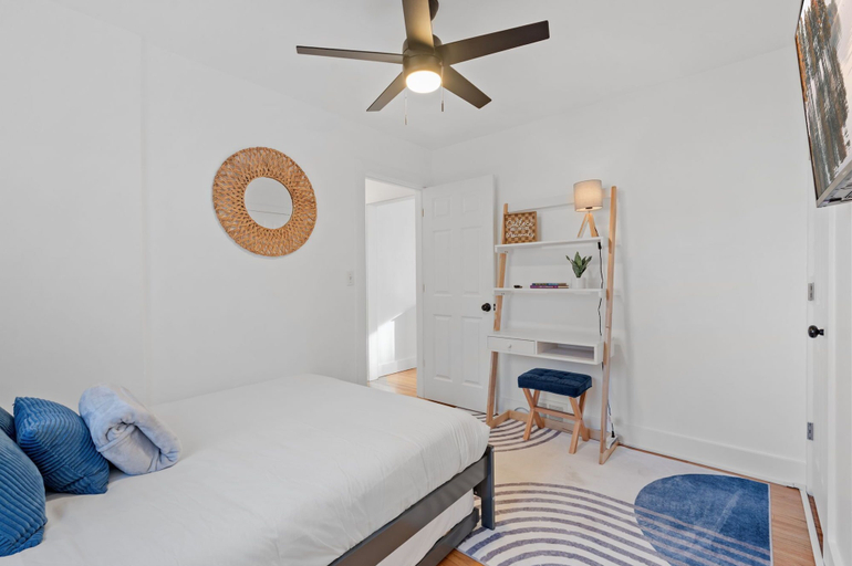 Bedroom 2, Richfield Gem, Hennepin