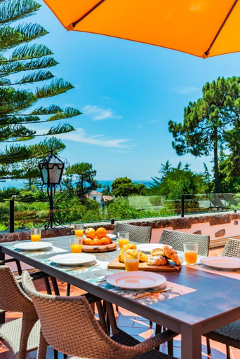 Food & Drinks 4, Estoril Royal Atlantic Villa with Ocean View, Cascais