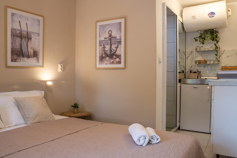 Bedroom 2, Valchevi Apartments, Sozopol