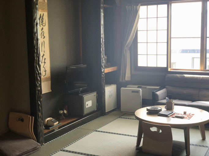 3, Itadome Onsen Tabi no Yado Saikawa, Kuroishi