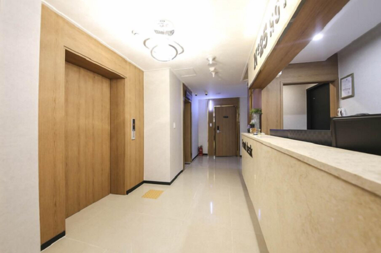 Public Area 2, No25 Samchunpo, Sacheon