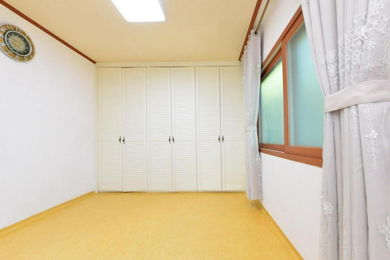 Bedroom 2, Giltara HaengWoon Pension, Gapyeong