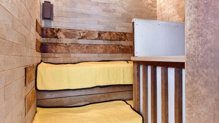 Bedroom 4, Momijigawa Onsen, Naka