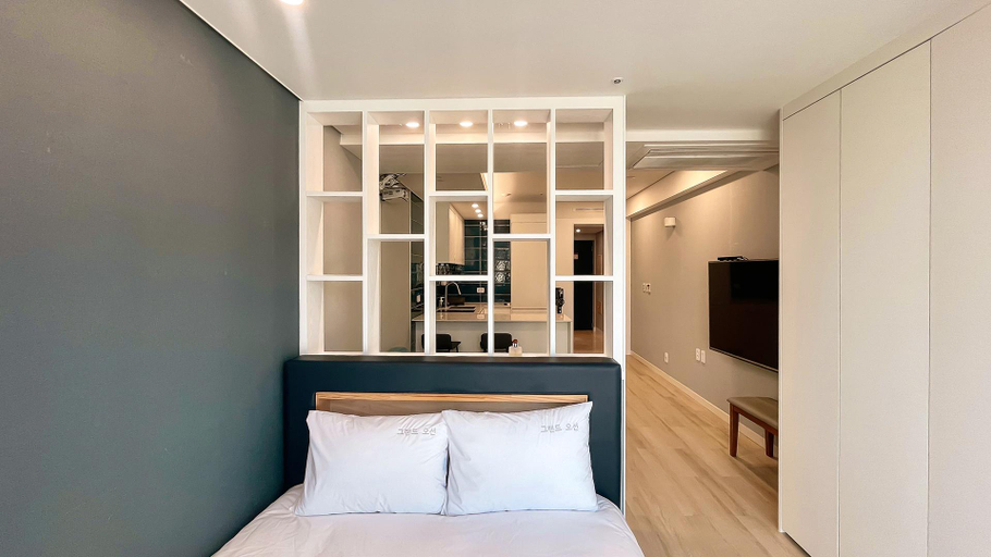 Bedroom 2, HyoiStay the Centum, Haeundae