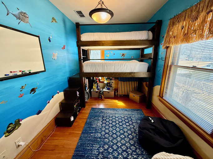 Bedroom 4, Urban Retreat, Hennepin