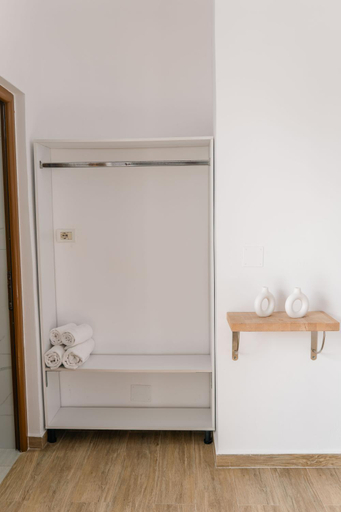 Bathroom 4, Malo Apartments, Sarandës