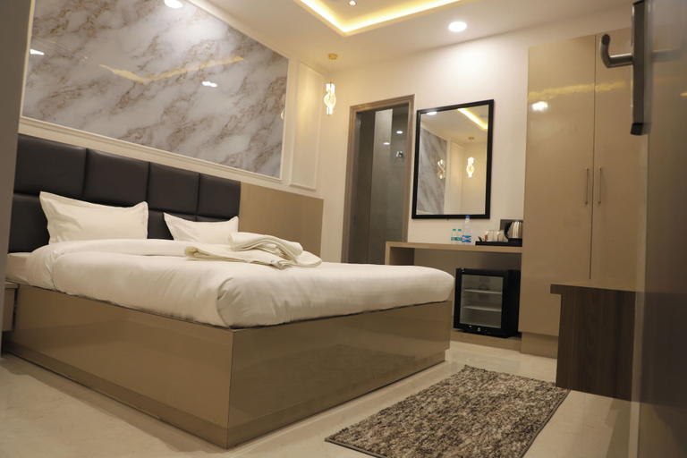 Room 4, Atithi Palace, Bhagalpur