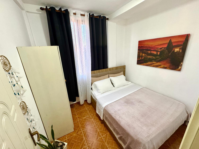 Others 5, Spille Apartment, Kavajës