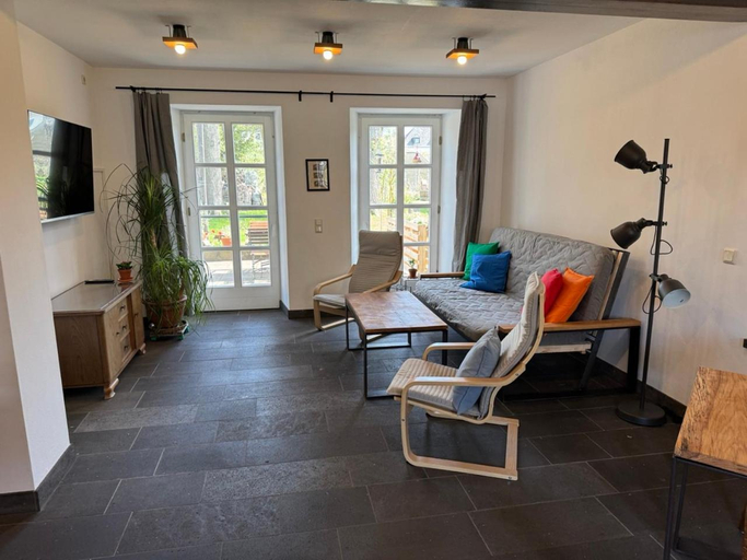 Others 5, Stiftsherrenhaus, Mayen-Koblenz