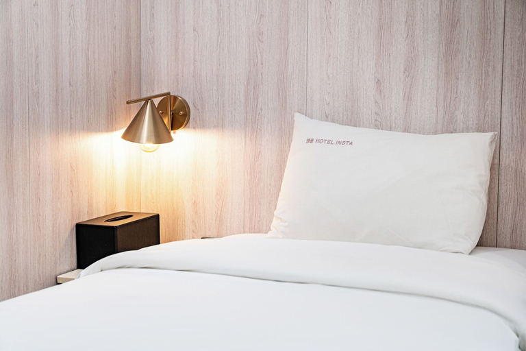 Room 3, Instar Hotel, Suwon