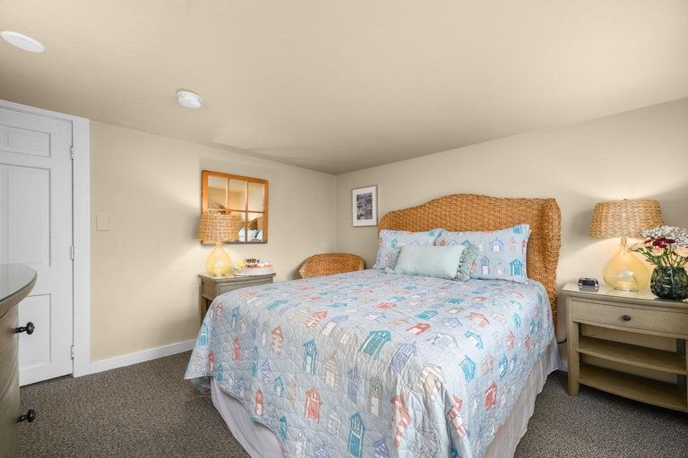 Bedroom 3, Ship's Knees Inn, Barnstable