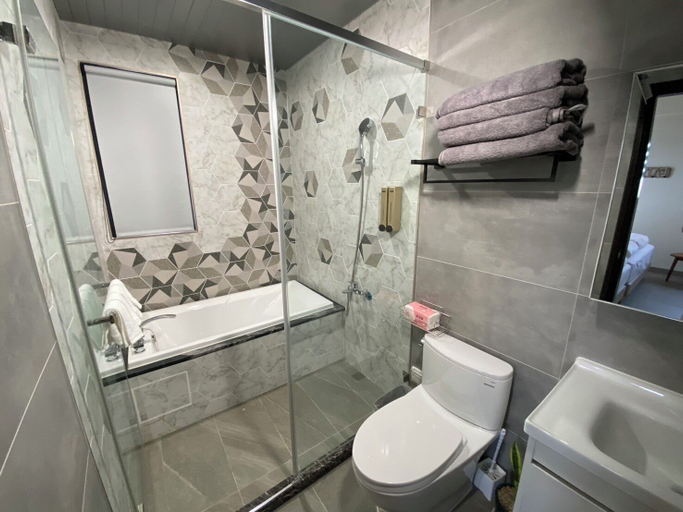 Bathroom 3, Sky BnB, Pingtung