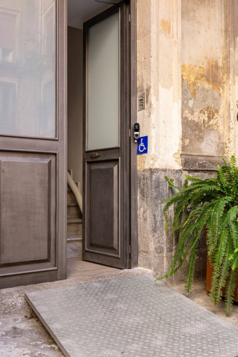 Exterior & Views 1, Terra d'Amuri Hotel, Catania
