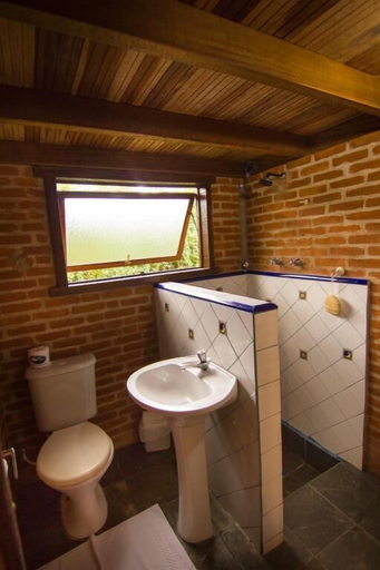 Bathroom 3, Pousada Canto da Lua, São Bento do Sapucaí