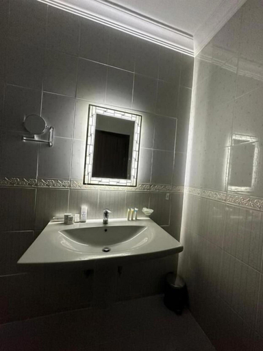 Bathroom 4, Aziz Egypt Pyramids Hotel, Al-Ahram
