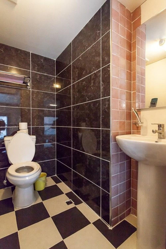 Bathroom 3, Gapyeong Dolgorae Resort, Gapyeong