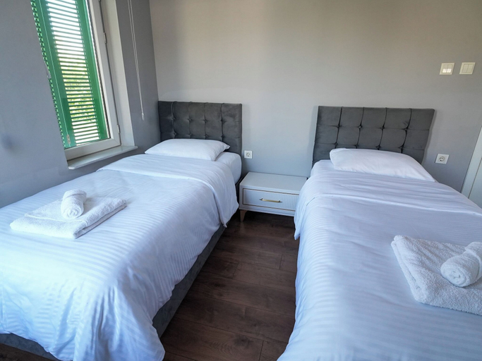 Others 3, Yeşil Panjurlu Villa Otel, Nilüfer
