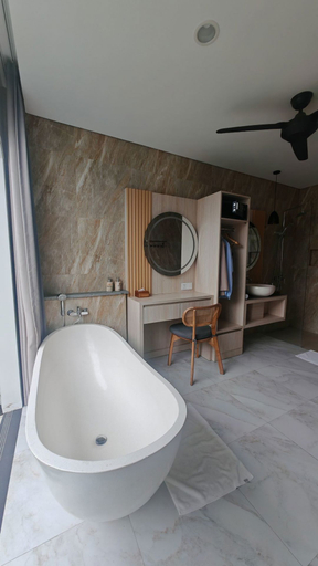 bathroom 36