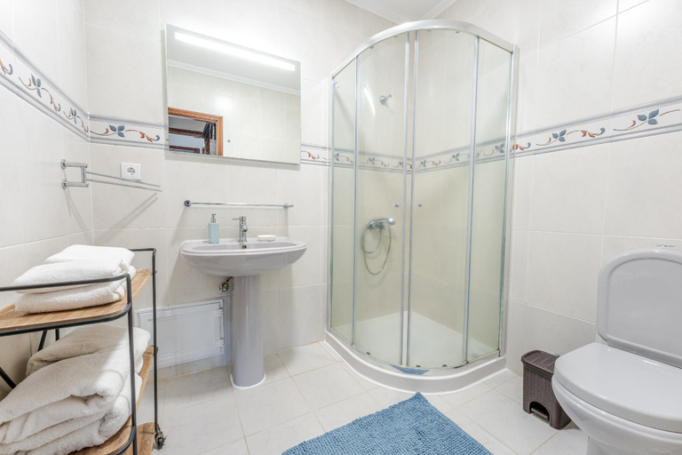 Bathroom 4, Casa Da Adega - Vivenda Perto Da Praia, Lagoa