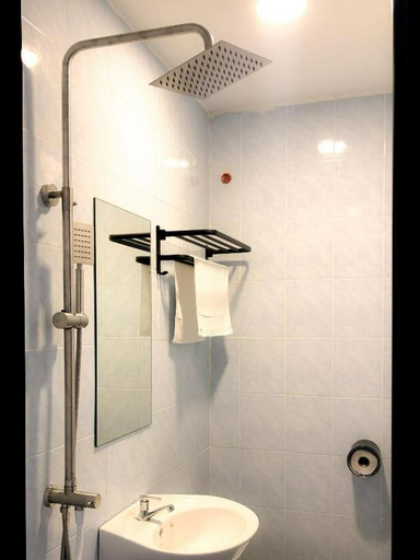Bathroom 5, Hako Xpress Skudai Baru, Johor Bahru