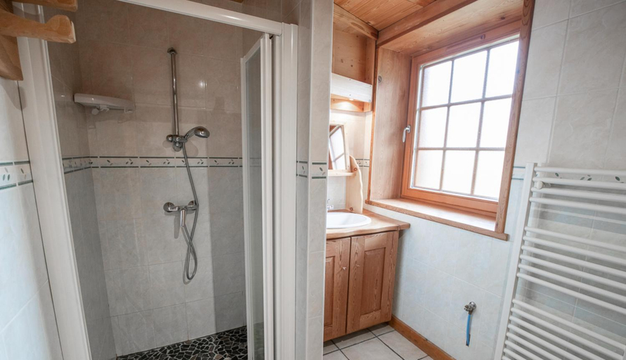 Bathroom 3, Chalet Les Lioues, Savoie