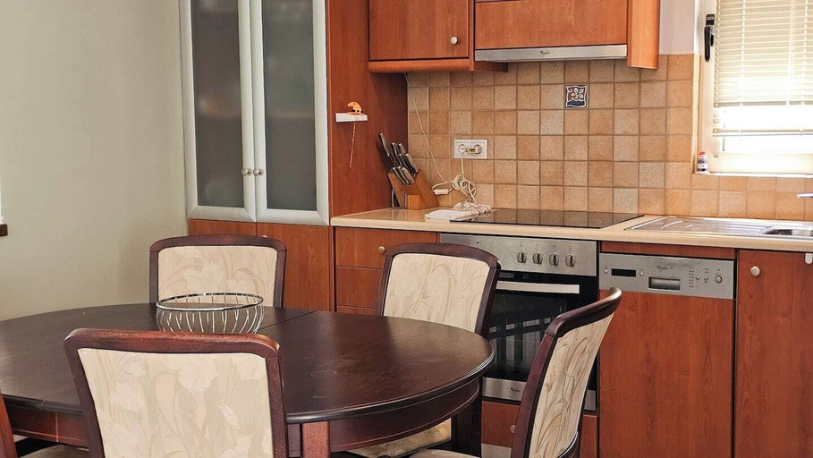Private kitchen 5, Casa Elysia 2BR Beach & Pool, Crete