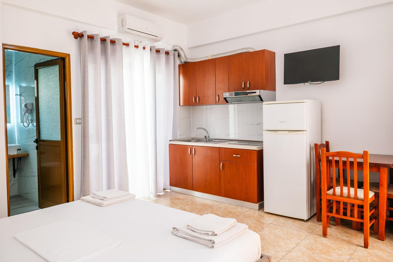 Bedroom 3, Malo Apartments, Sarandës