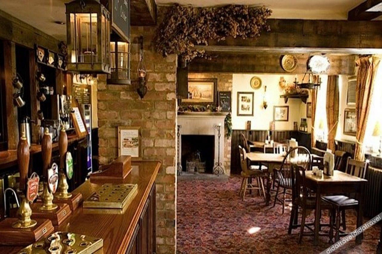 Food & Drinks, Wakefield South (M1, Jct39), Wakefield