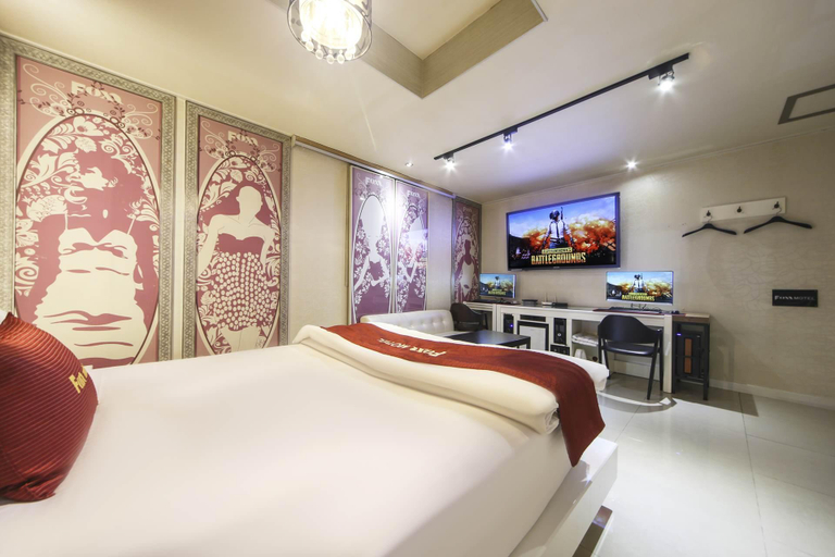 Bedroom 2, Fox Motel, Dalseong