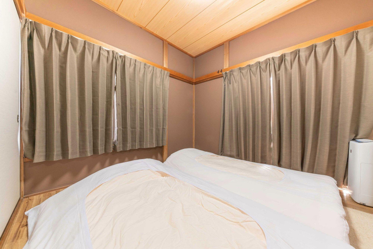 Bedroom 2, Hakone Yumoto Kawakazesou, Hakone