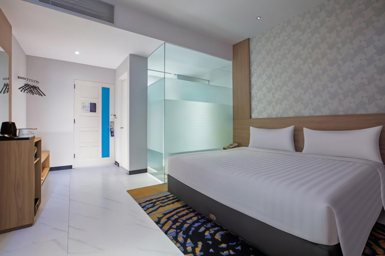 bedroom 14
