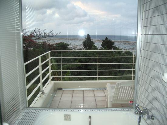 Others 4, Hills Yamabare, Ishigaki