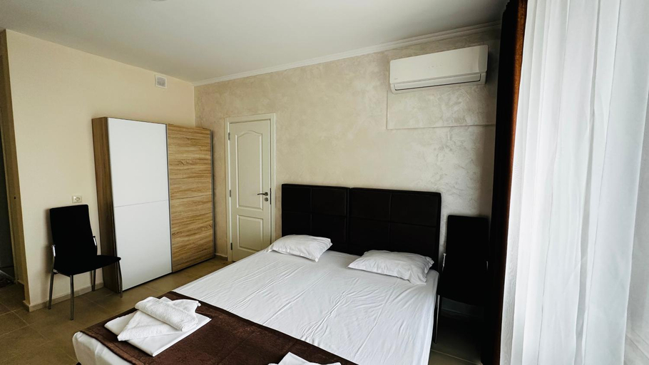 Bedroom 2, Akrotiria Beach Apart Complex, Nesebar
