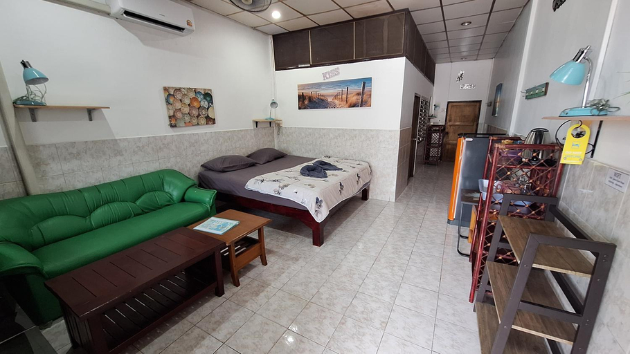 Bedroom 2, Runa Group House Samed , Muang Rayong